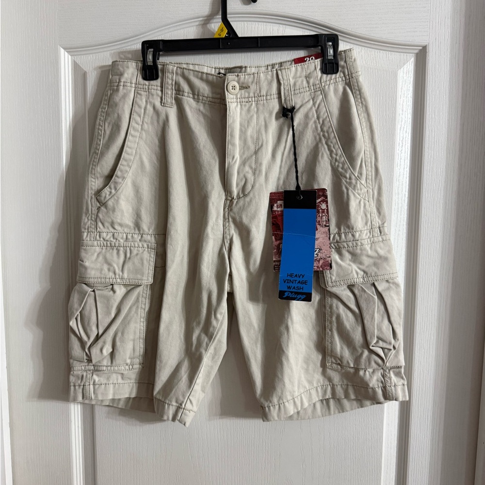 Plugg Men’s Y2K Khaki Cargo Shorts NWT Sz 29. MH-150